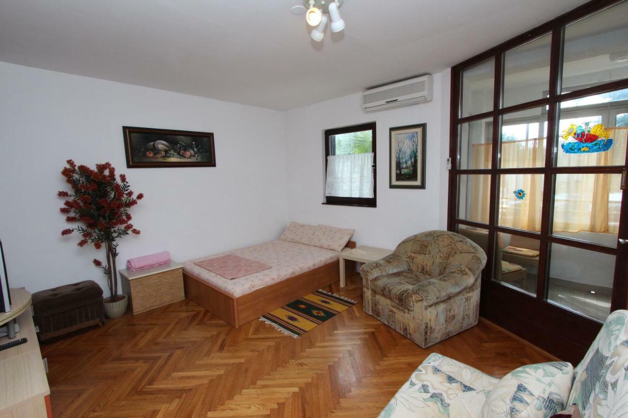 Apartment Vesna Rovinj Bagian luar foto